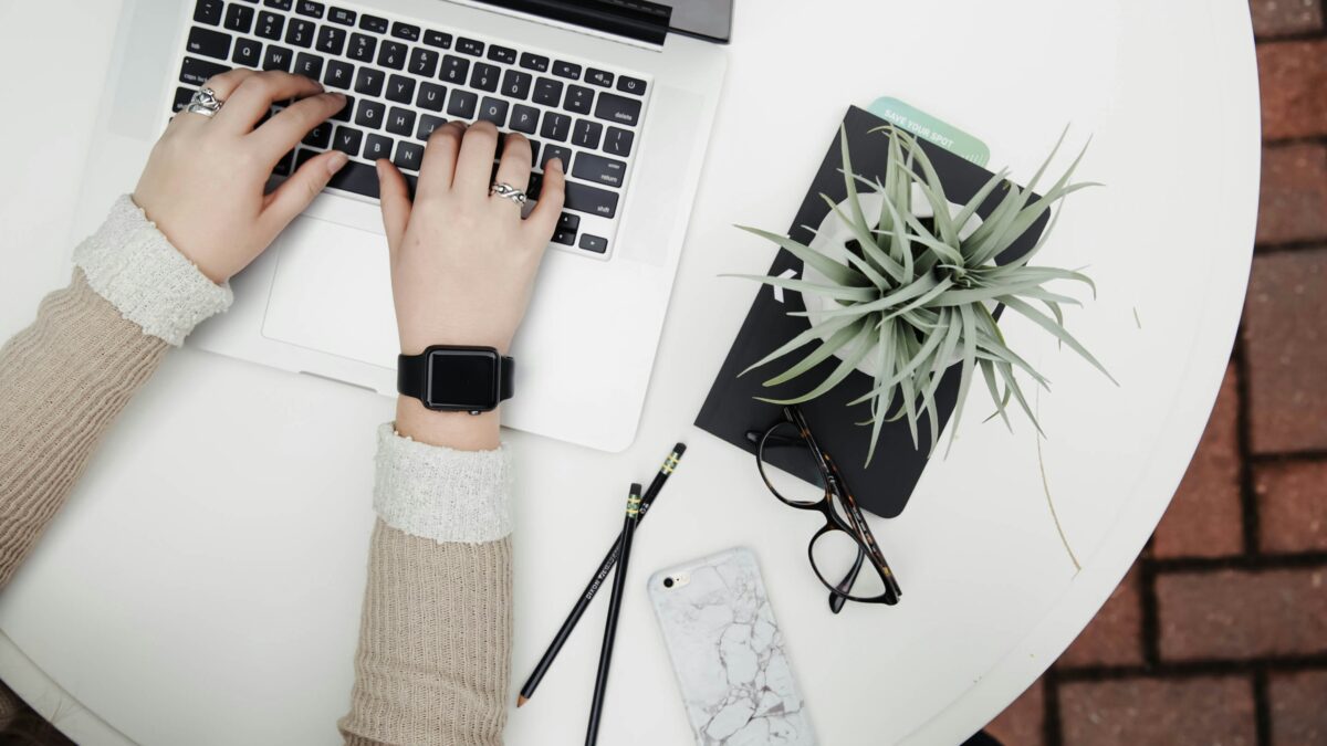 Connecting Through Words: The Art of Storytelling in the Digital Age